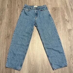 Abercrombie & Fitch High Rise Taper Jean in Medium Marble Wash